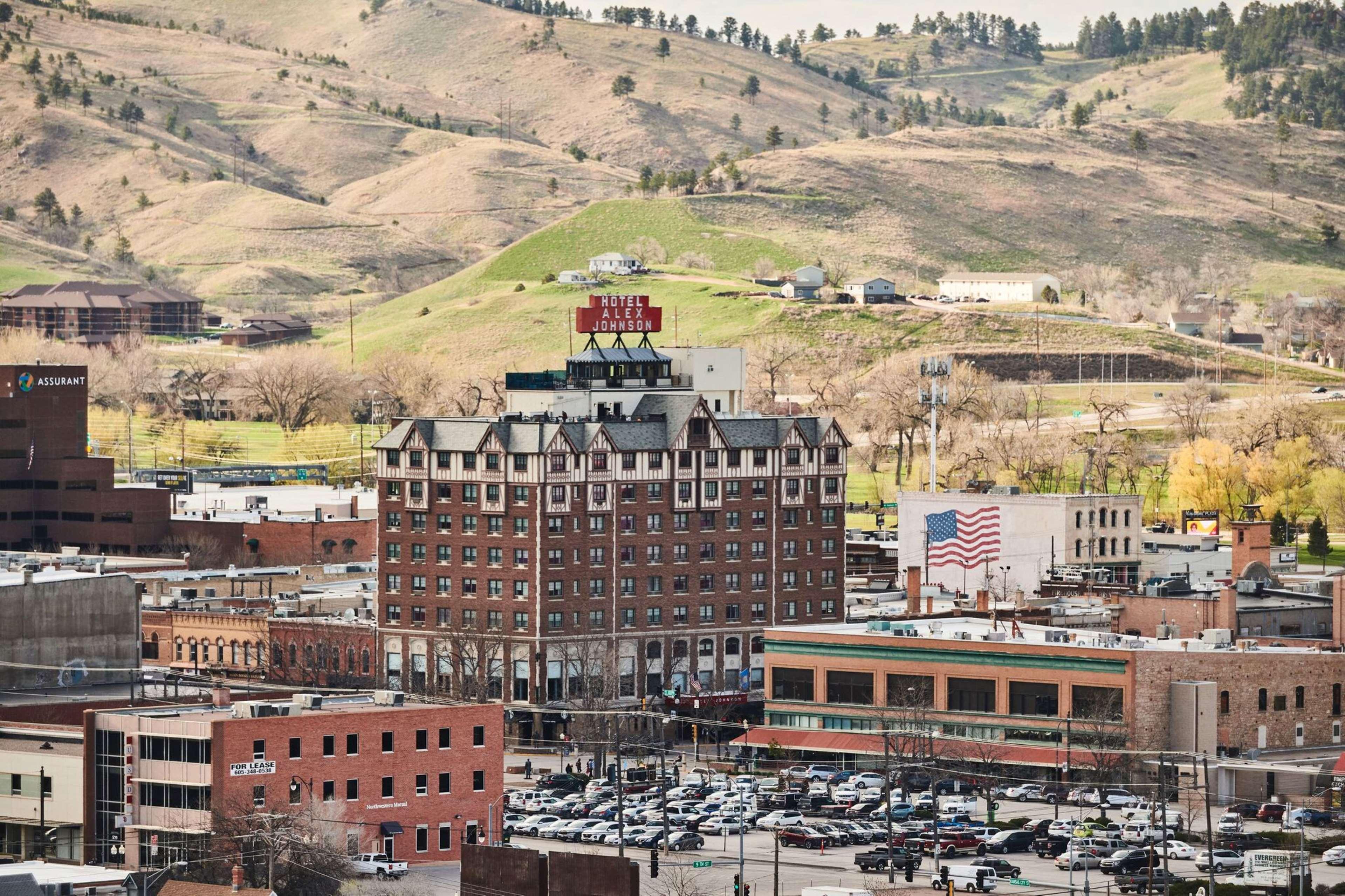 Hotel Alex Johnson Rapid City, Curio Collection By Hilton Eksteriør billede